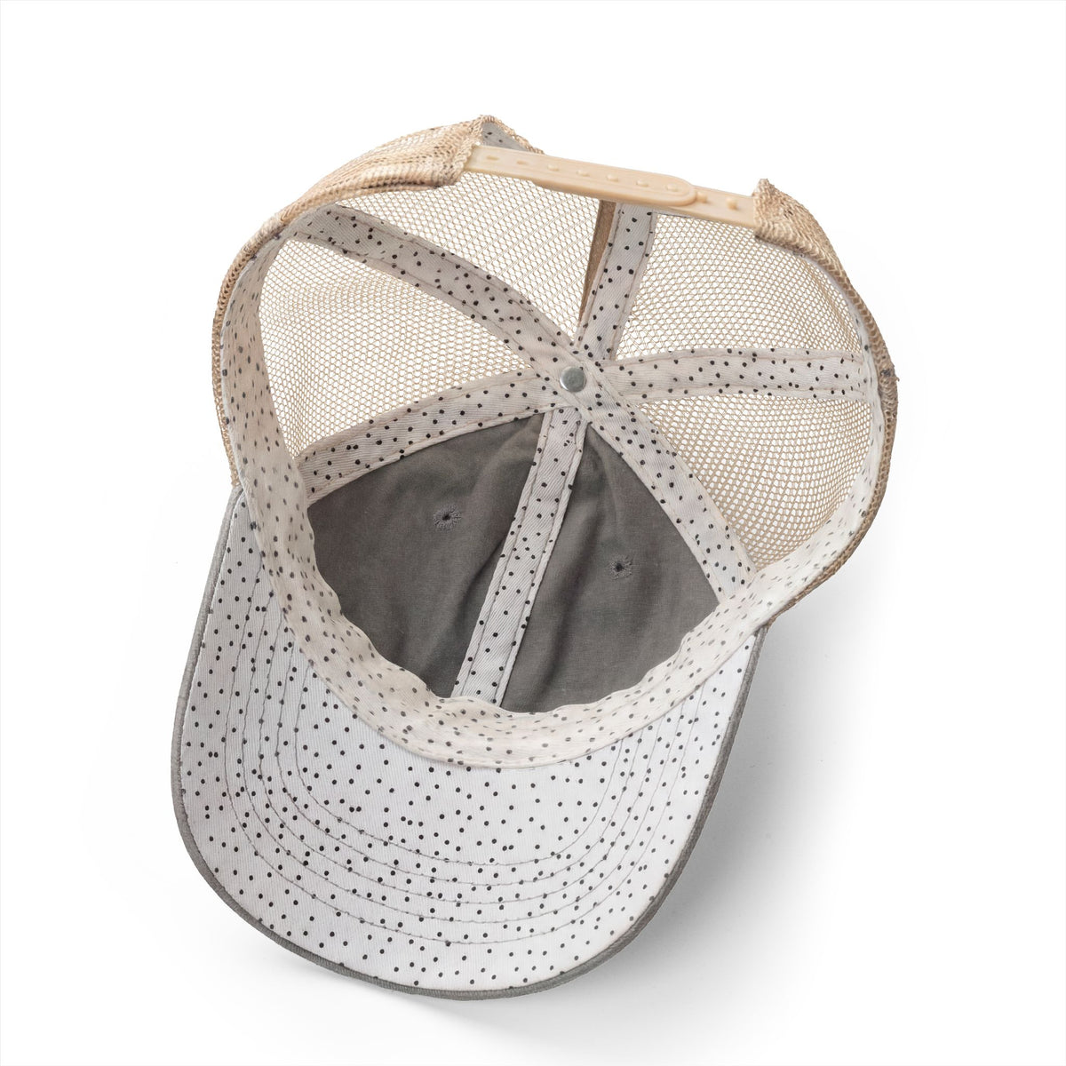 Find Me at His Feet - Women's Washed Mesh-Back Cap